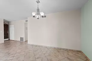 808 S Langley Ave, Tucson, AZ 85710 - Photo 19