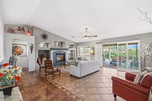 1821 E Redstart Rd, Green Valley, AZ 85614 - Photo 7