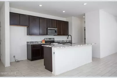10636 W Harrigan Drive, Marana, AZ 85653 - Photo 13