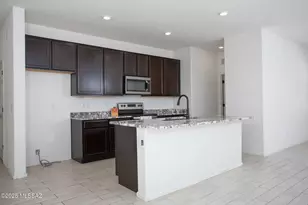 10636 W Harrigan Dr, Marana, AZ 85653 - Photo 13