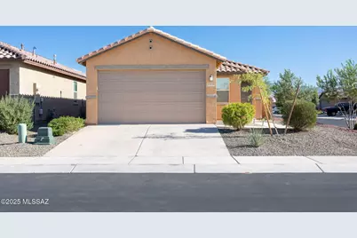 10636 W Harrigan Drive, Marana, AZ 85653 - Photo 1