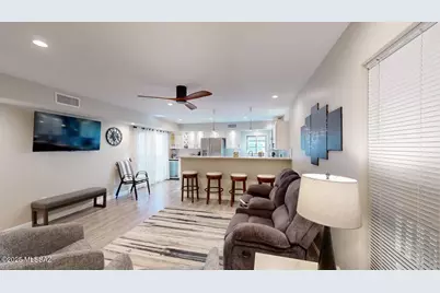 1620 N Wilmot Road #E254, Tucson, AZ 85712 - Photo 1