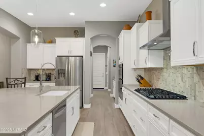 7015 W Cliff Spring Trail, Marana, AZ 85658 - Photo 13