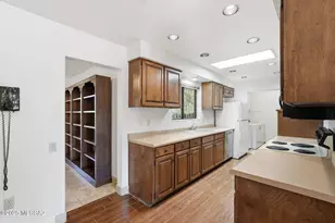 1225 N Abrego Dr, Green Valley, AZ 85614 - Photo 13