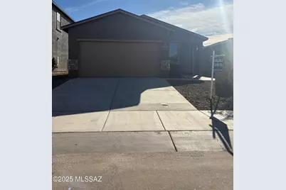 10293 W Sumullen Street, Marana, AZ 85653 - Photo 1