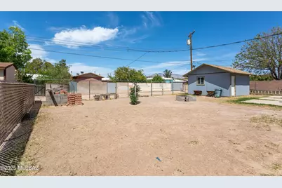 1518 W Otilia Drive, Tucson, AZ 85705 - Photo 39