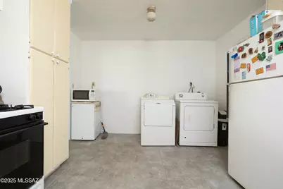 1518 W Otilia Drive, Tucson, AZ 85705 - Photo 7