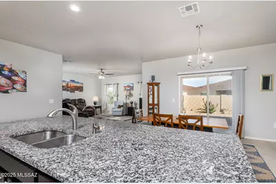6839 S Portugal Avenue, Tucson, AZ 85757 - Photo 13