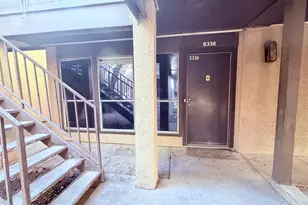 1620 N Wilmot Rd, Tucson, AZ 85712 - Photo 1