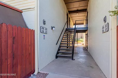 1366 S Avenida Polar #G205, Tucson, AZ 85710 - Photo 17