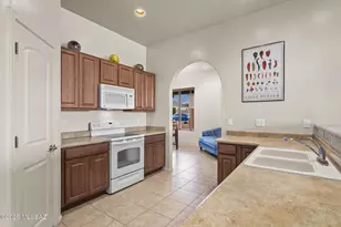 1096 Vista De Los Alamos, Rio Rico, AZ 85648 - Photo 11