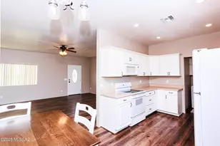 560 E Circle B Rd, Willcox, AZ 85643 - Photo 25