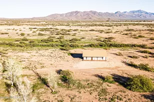 560 E Circle B Rd, Willcox, AZ 85643 - Photo 47