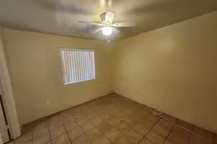 40 E Mills Dr, Tucson, AZ 85705 - Photo 13