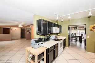 7528 E 33rd St, Tucson, AZ 85710 - Photo 17