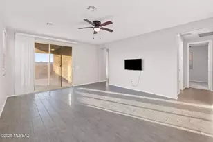 10190 S Rolling Water Dr, Vail, AZ 85641 - Photo 11