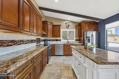 35927 S Golf Course Drive, Saddlebrooke, AZ 85739 - Photo 17