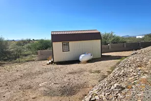 172 S Pima Ln, Benson, AZ 85602 - Photo 3