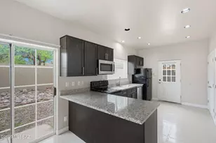 2862 N Tyndall Ave, Tucson, AZ 85719 - Photo 7