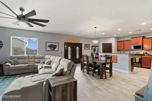 11363 W Fire Art Dr, Marana, AZ 85658 - Photo 13