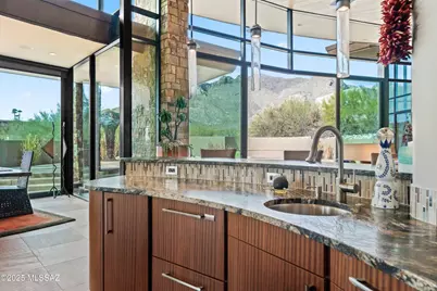 1327 E Desert Garden Drive, Tucson, AZ 85718 - Photo 15