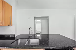 9011 N Valgrind Ln, Tucson, AZ 85743 - Photo 21