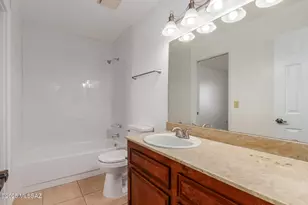 8271 N Oracle Rd, Tucson, AZ 85704 - Photo 25