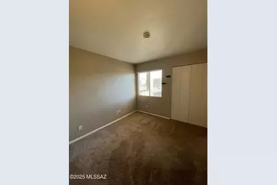 1810 E Blacklidge Drive #410, Tucson, AZ 85719 - Photo 9