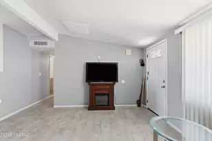 1908 W Root Ln, Tucson, AZ 85705 - Photo 7