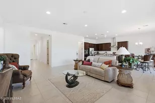 7054 W Foothills Acacia Pl, Marana, AZ 85658 - Photo 9