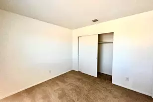 6279 S Earp Wash Ln, Tucson, AZ 85706 - Photo 9