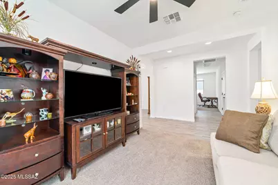 9796 E Lynx Lake Trail, Tucson, AZ 85747 - Photo 5