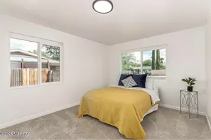 802 N Jefferson Ave, Tucson, AZ 85711 - Photo 13