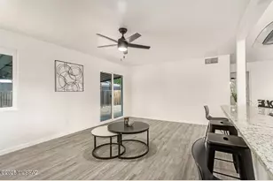 802 N Jefferson Ave, Tucson, AZ 85711 - Photo 11