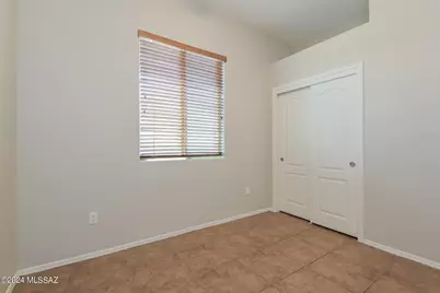 7577 S Granite Hill Drive, Tucson, AZ 85757 - Photo 11
