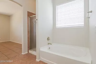 7577 S Granite Hill Drive, Tucson, AZ 85757 - Photo 9