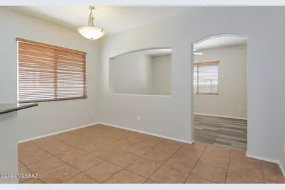 7577 S Granite Hill Drive, Tucson, AZ 85757 - Photo 5