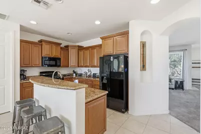 11767 W Scudamore Drive, Marana, AZ 85653 - Photo 7