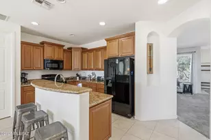 11767 W Scudamore Dr, Marana, AZ 85653 - Photo 7