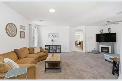 11767 W Scudamore Drive, Marana, AZ 85653 - Photo 3