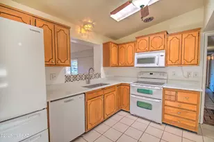 2219 S Pebble Beach Ave, Tucson, AZ 85710 - Photo 7