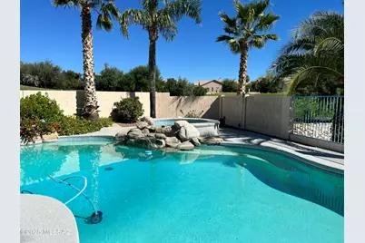 10895 N Canada Hills Court, Tucson, AZ 85737 - Photo 5