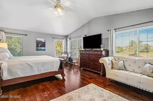 10895 N Canada Hills Ct, Tucson, AZ 85737 - Photo 23