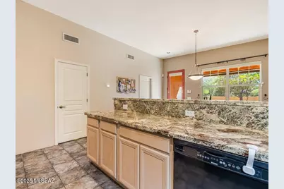 10380 E Roylstons Lane, Tucson, AZ 85747 - Photo 15