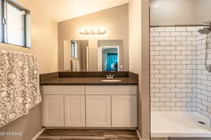 1342 W Schafer Dr, Tucson, AZ 85705 - Photo 15