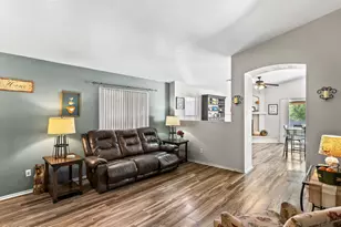 9048 E Orchid Vine Dr, Tucson, AZ 85747 - Photo 13