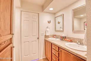 5051 N Sabino Canyon Rd, Tucson, AZ 85750 - Photo 15