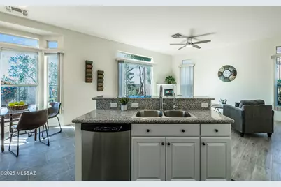 13597 N Buckhorn Cholla Drive, Marana, AZ 85658 - Photo 17