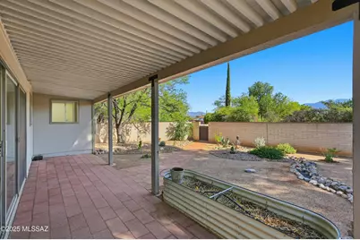 935 S La Higuera, Green Valley, AZ 85614 - Photo 19