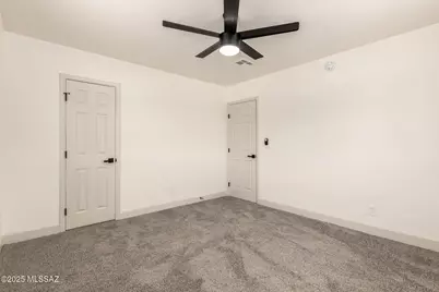 6643 E Lehigh Drive, Tucson, AZ 85710 - Photo 21